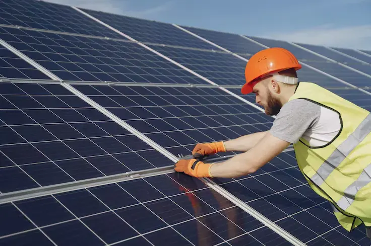 Installation photovoltaïque par Casa-Neo - Installateur panneaux solaires - Le Mans, artisan QualiPV référencé sur La Bazoge